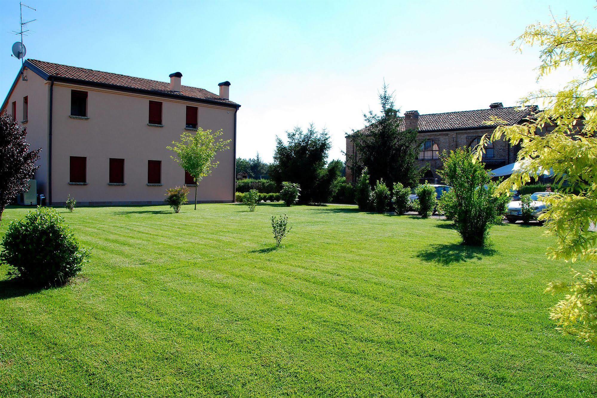 Agriturismo-R&B Corte Dei Gioghi Ferrara Kültér fotó